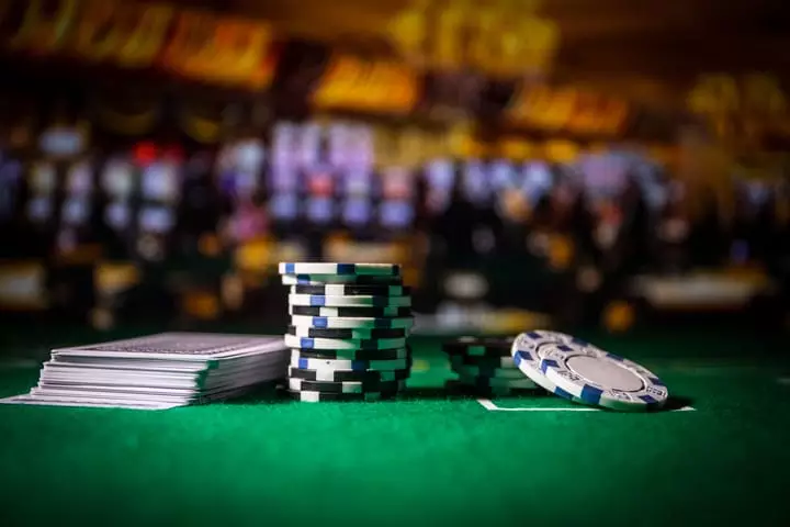 Tips for Dealing with Poker Tournament Downswing